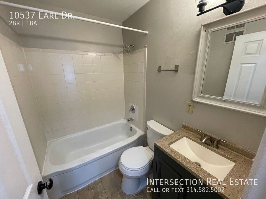 10537 Earl Dr - Photo 7 of 12