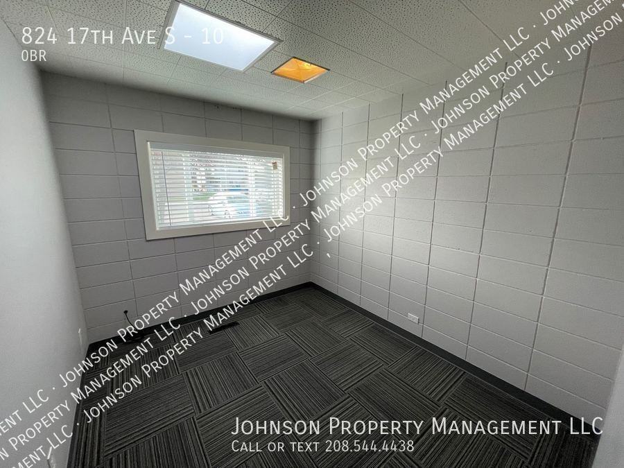 824 17th Ave S #10 - Photo 4 of 9