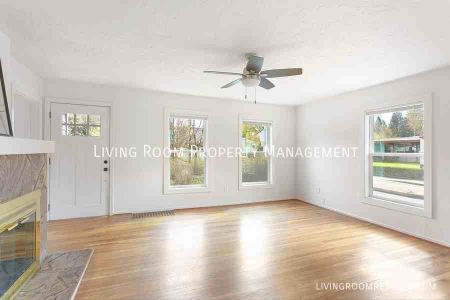4451 Se 29th Ave - Photo 3 of 31