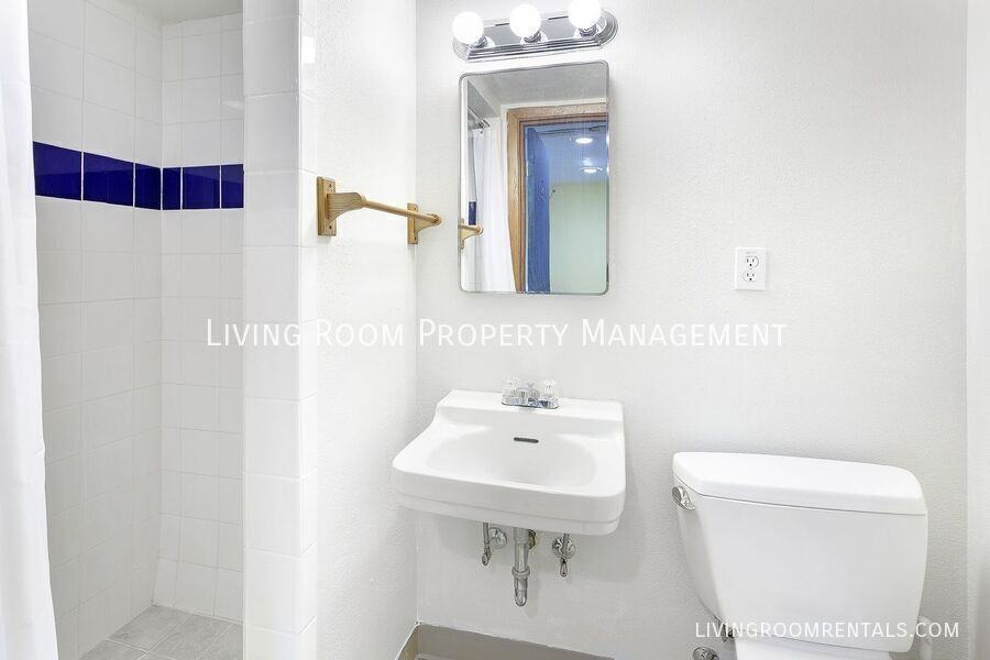 5030 Ne 41st Ave - Photo 7 of 16