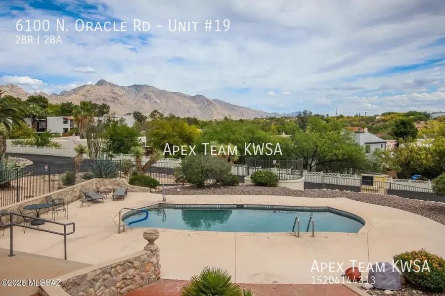 6100 N Oracle Rd #19 - Photo 4 of 30