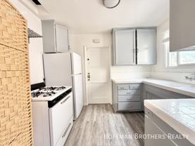 2425 Silver Lake Blvd #B - Photo 1 of 1