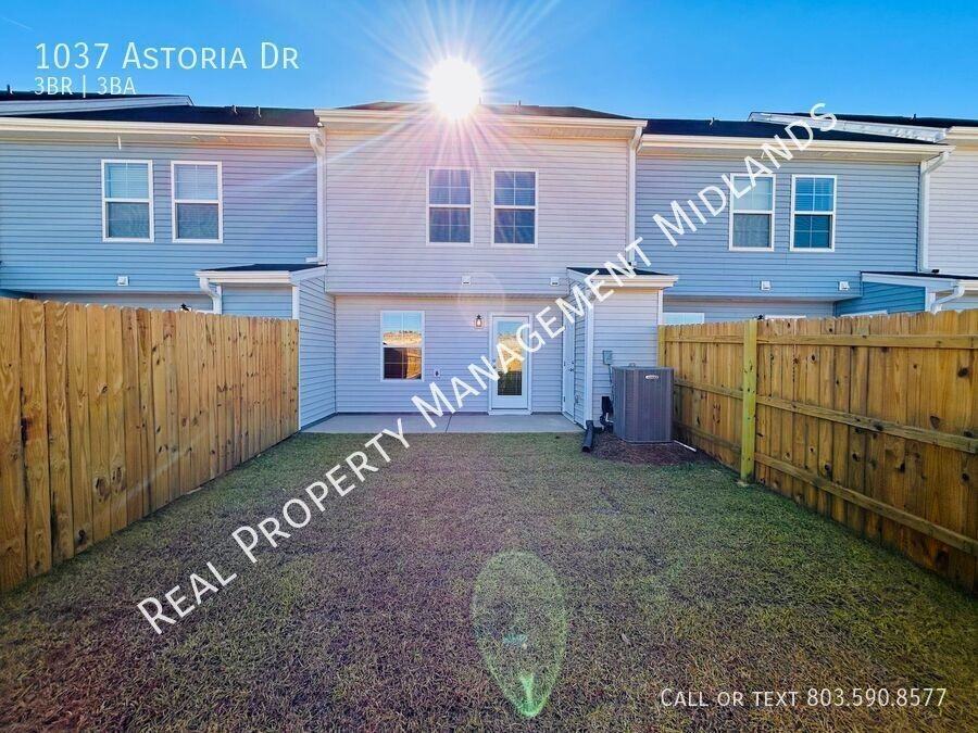 1037 Astoria Dr - Photo 5 of 23
