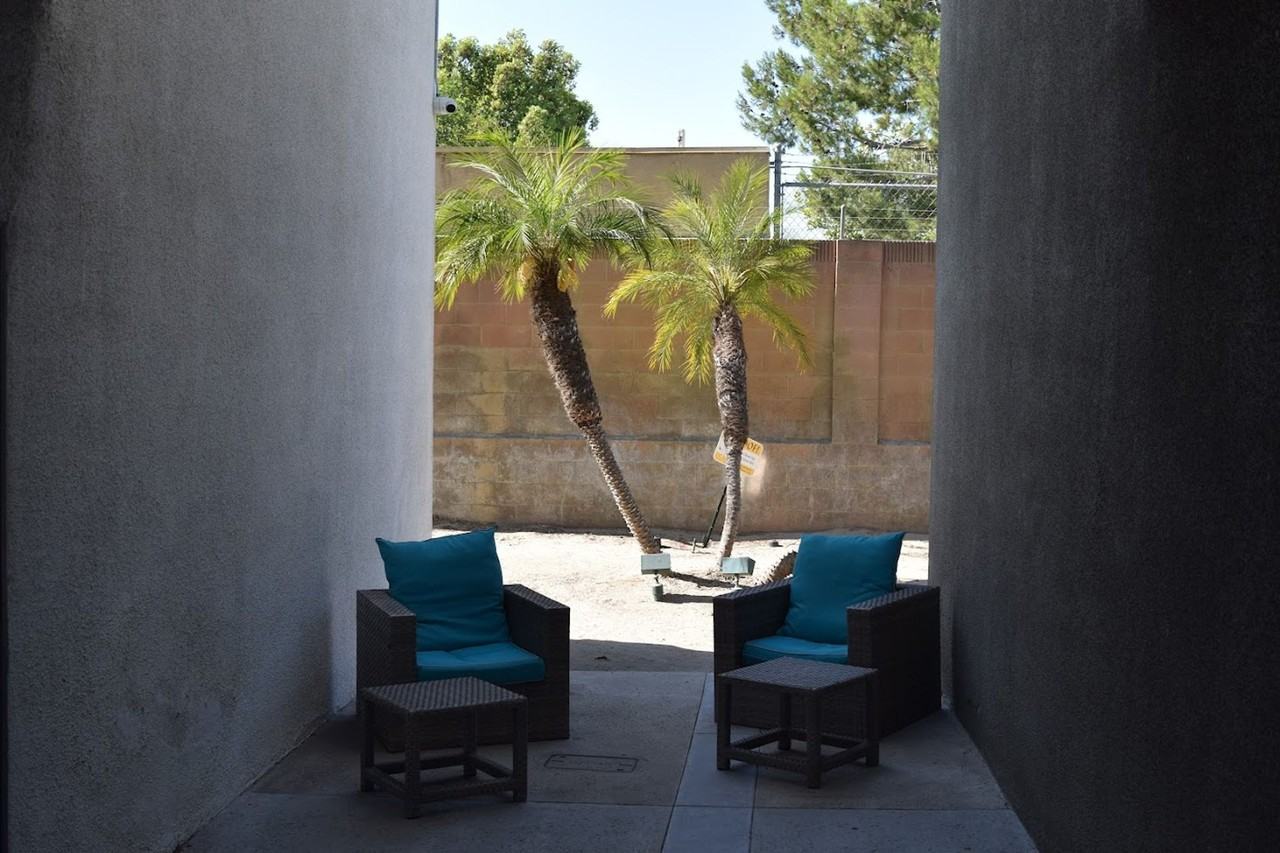 Azul Apartments - Photo 4 of 10