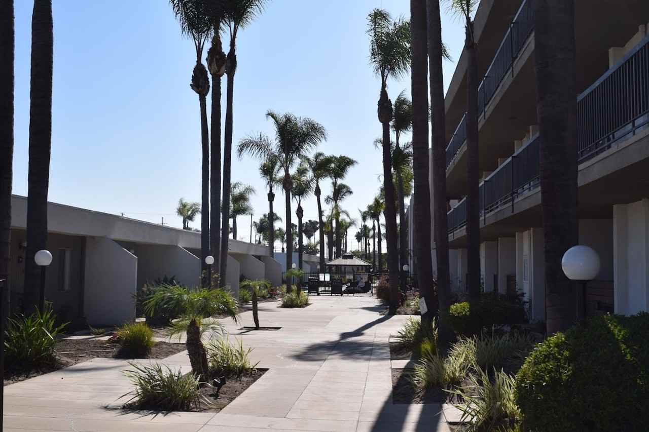 Azul Apartments - Photo 5 of 10