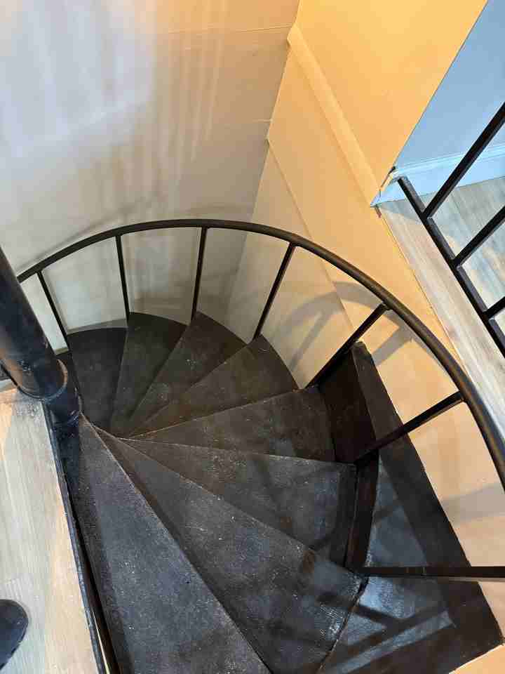 110 Railroad Ave #6 - Photo 4 of 16