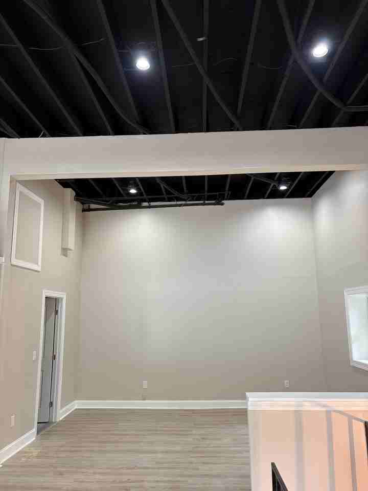110 Railroad Ave #6 - Photo 6 of 16