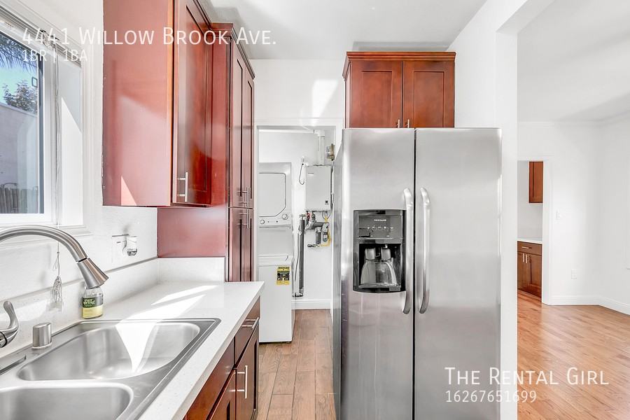 4441 Willow Brook Ave - Photo 6 of 14
