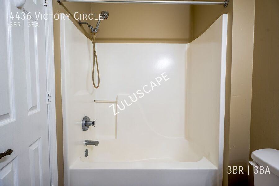 4436 Victory Cir - Photo 5 of 31