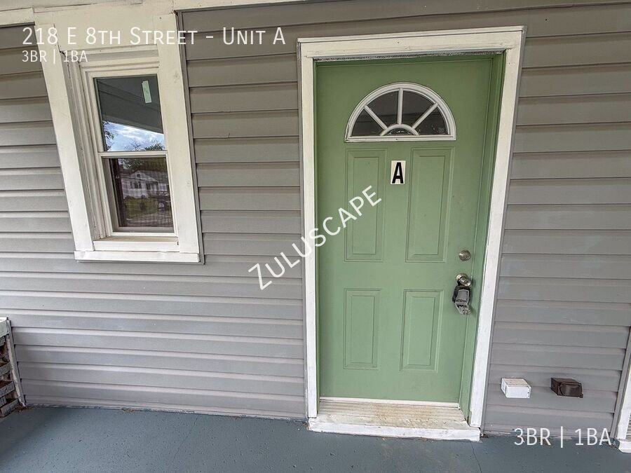 218 E 8th St #A - Photo 2 of 19