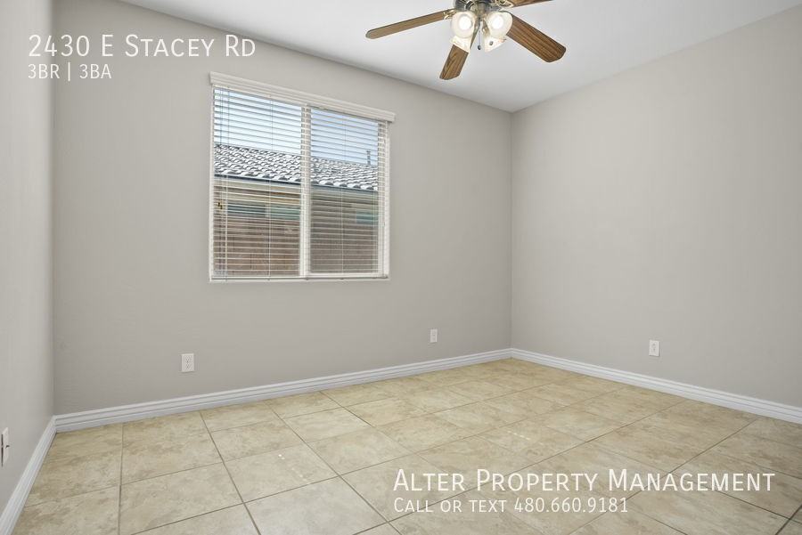 2430 E Stacey Rd - Photo 6 of 47