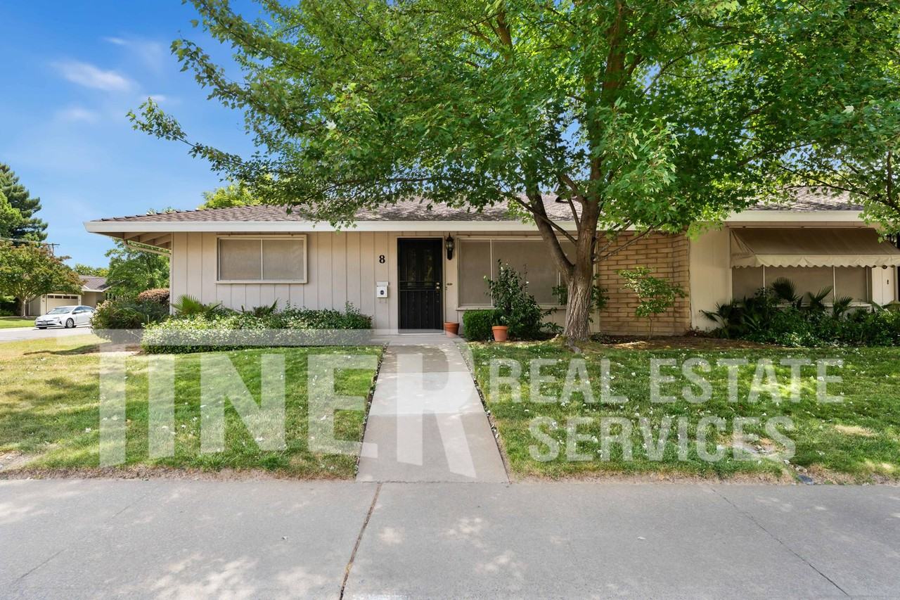 8 Saratoga Cir - Photo 2 of 25