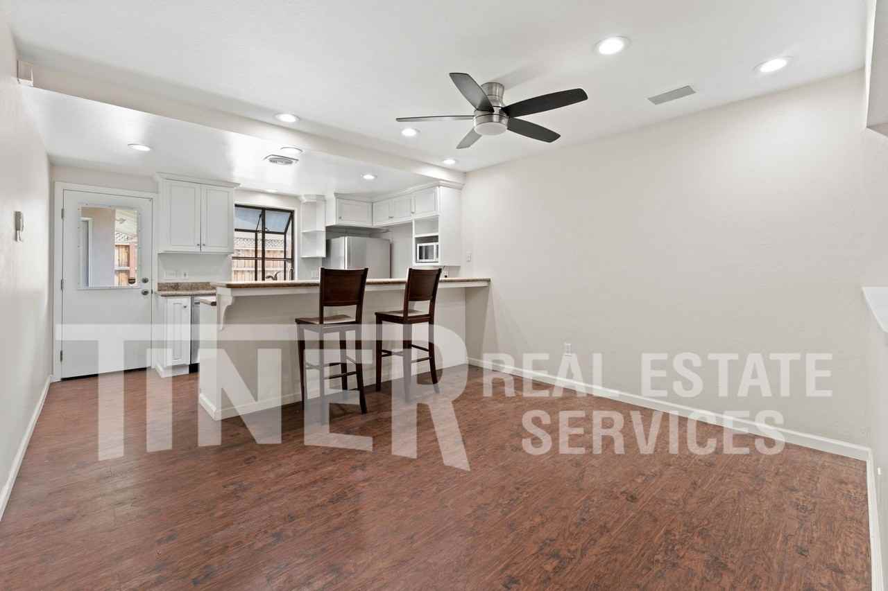 8 Saratoga Cir - Photo 4 of 25