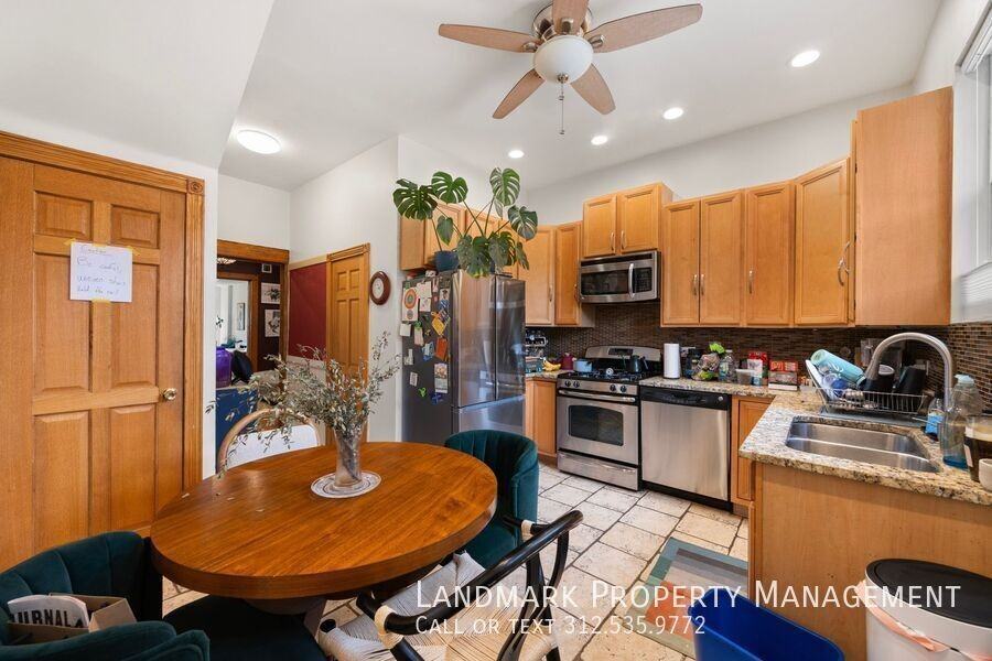 4758 S Champlain Ave - Photo 3 of 40
