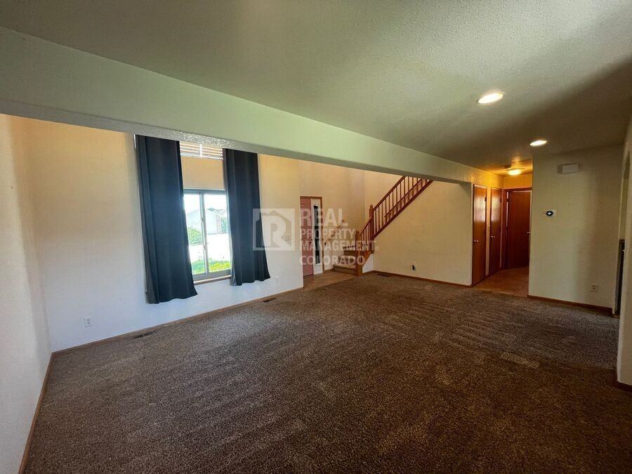 8464 Calumet Way - Photo 2 of 26