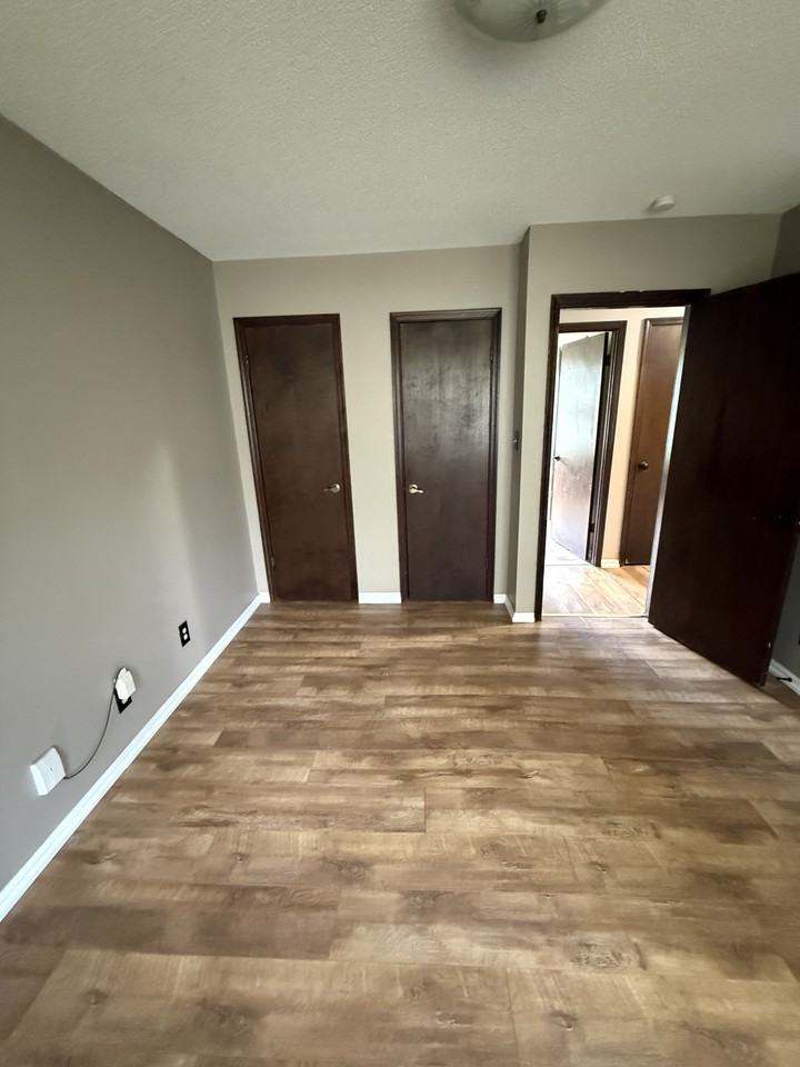 307 E 24th St #NA - Photo 5 of 13