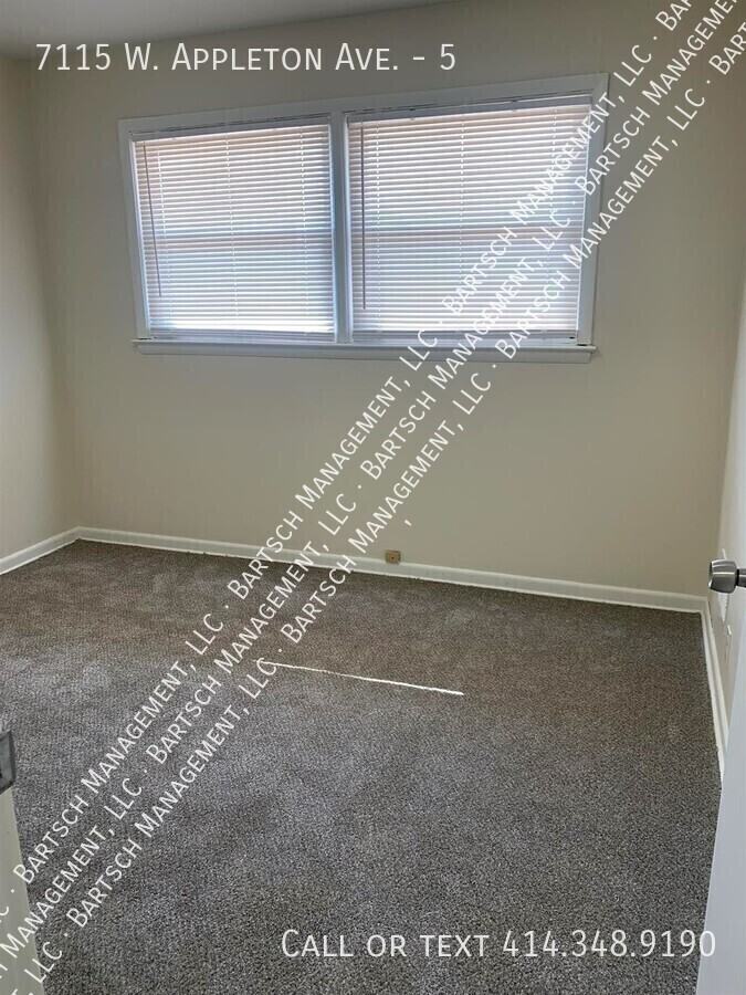 7115 W Appleton Ave #5 - Photo 5 of 6