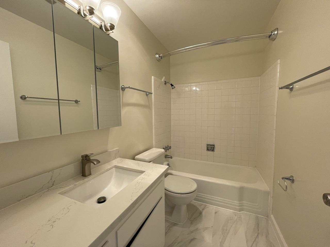 1172 Saranap Ave #36B - Photo 5 of 7