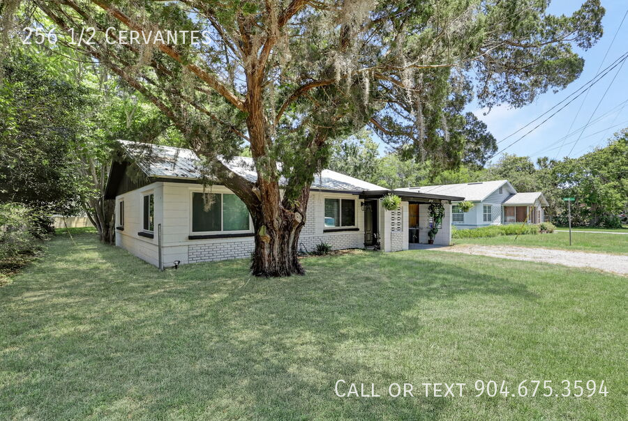 256 1/2 Cervantes Ave - Photo 2 of 20