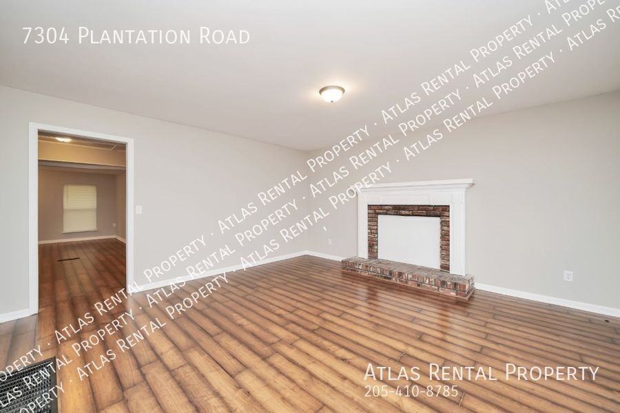 7304 Plantation Rd - Photo 7 of 22