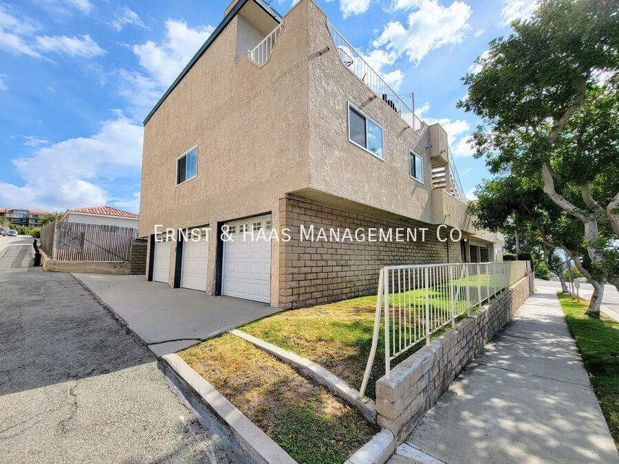 2755 E Hill St - Photo 3 of 34