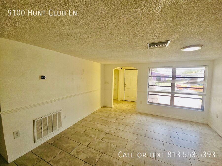 9100 Hunt Club Ln - Photo 7 of 50