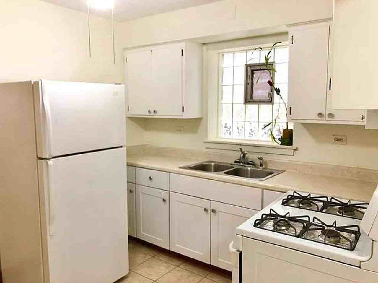 1829 Grove Ave #G - Photo 4 of 7