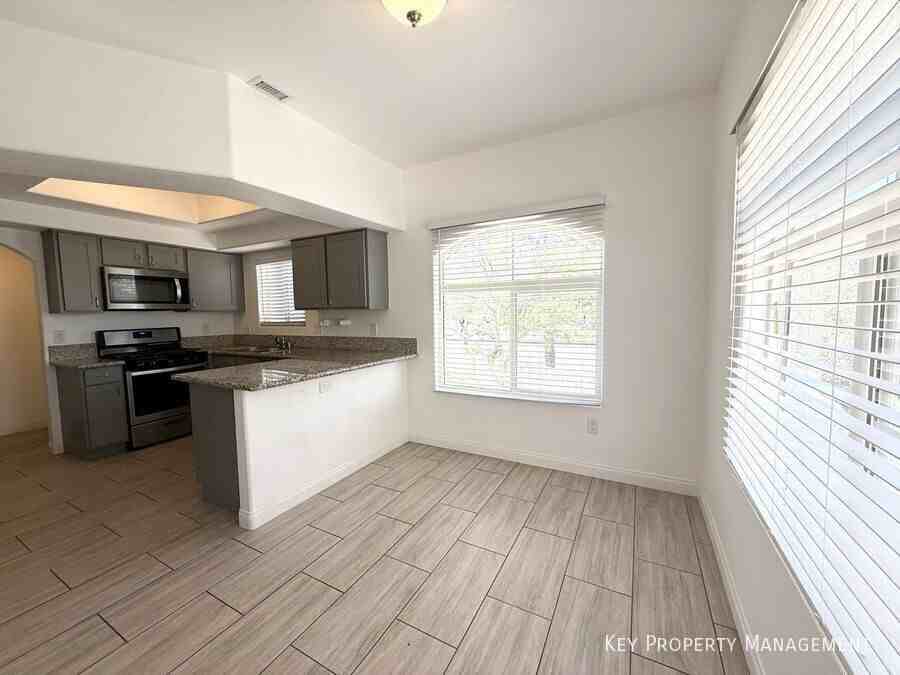 8432 Running Deer Ave #204 - Photo 7 of 24