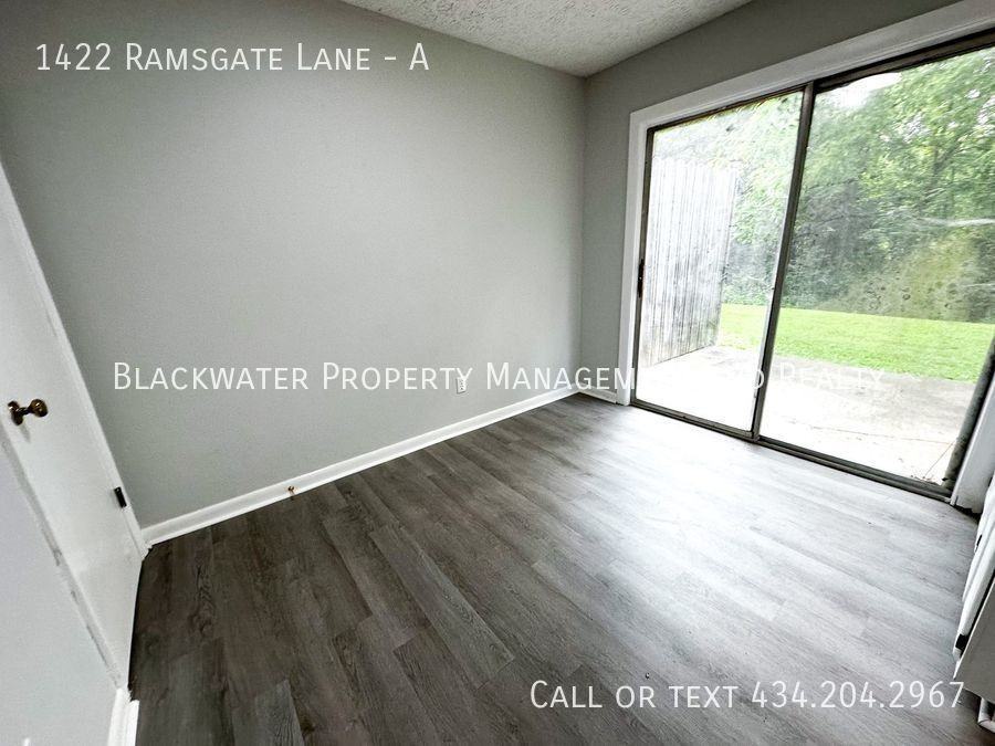 1422 Ramsgate Ln #A - Photo 3 of 6