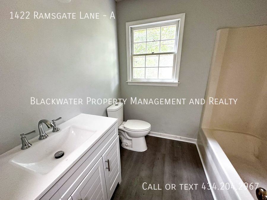 1422 Ramsgate Ln #A - Photo 5 of 6