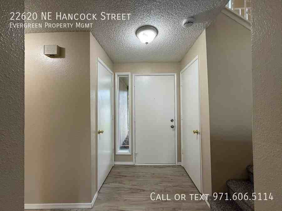 22620 Ne Hancock St - Photo 4 of 28