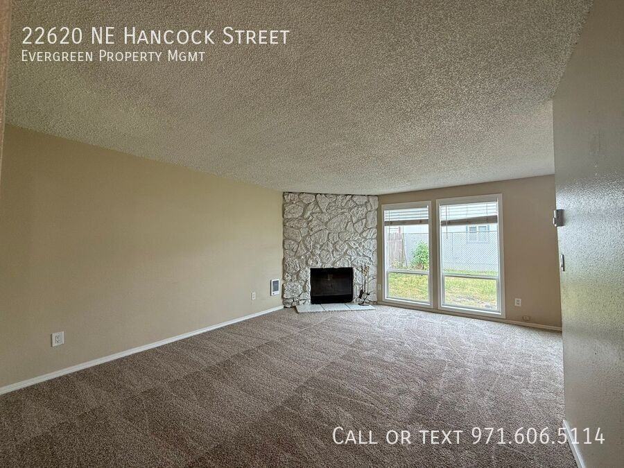 22620 Ne Hancock St - Photo 6 of 28