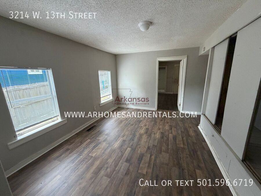 3214 W 13th St - Photo 3 of 11