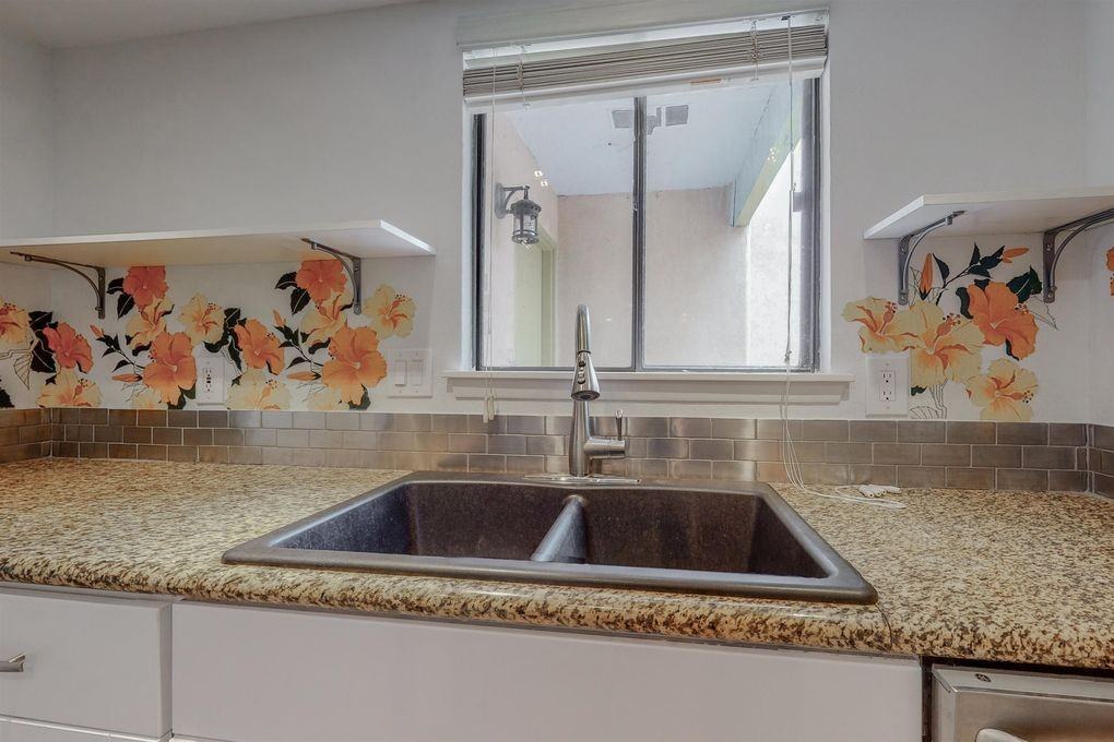 2401 San Patricio Plz #NA - Photo 5 of 18
