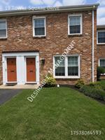 featured image of 19 Towne Square Dr