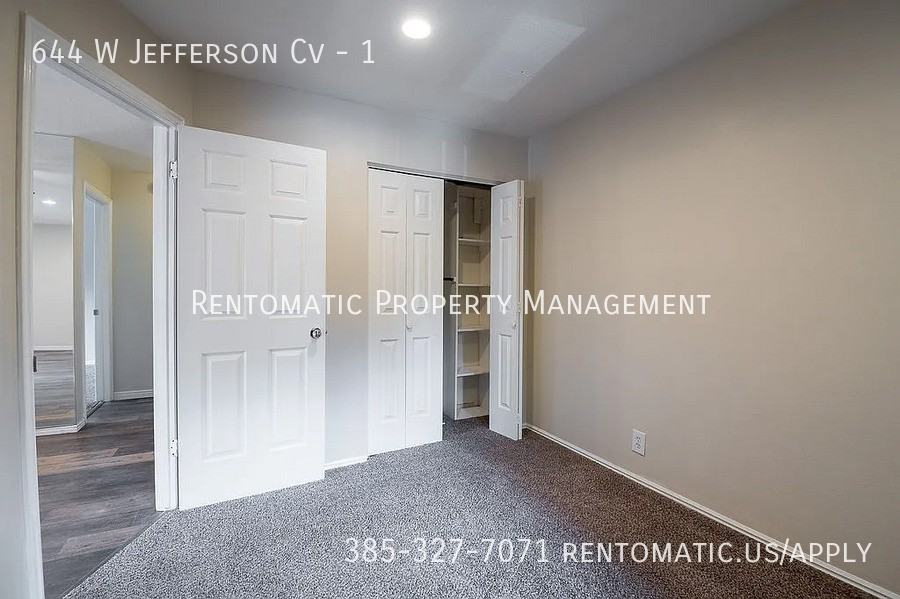 644 W Jefferson Cv #1 - Photo 7 of 20