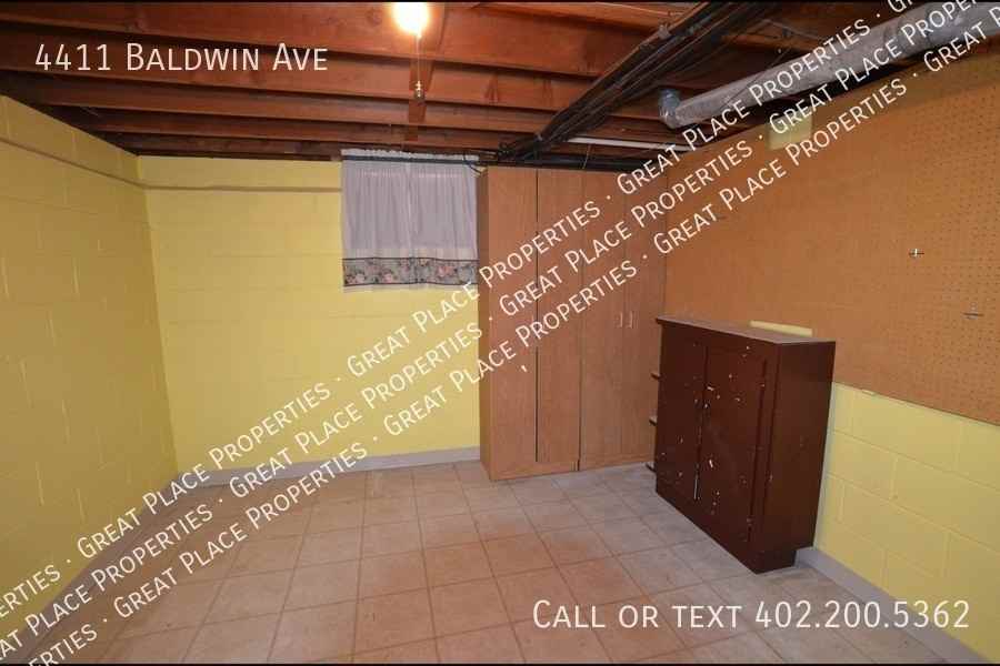 4411 Baldwin Ave - Photo 6 of 9