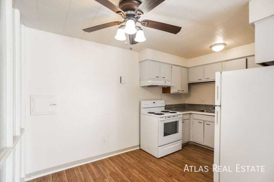 10680 W 8th Ave #6 - Photo 3 of 16