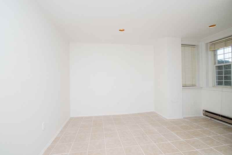 438 3rd St Ne - Photo 2 of 16