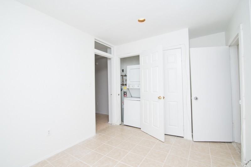 438 3rd St Ne - Photo 5 of 16