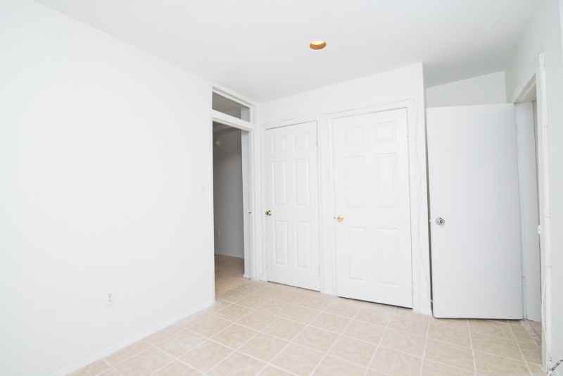 438 3rd St Ne - Photo 6 of 16