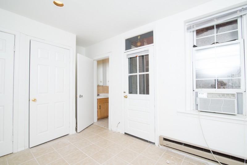 438 3rd St Ne - Photo 7 of 16