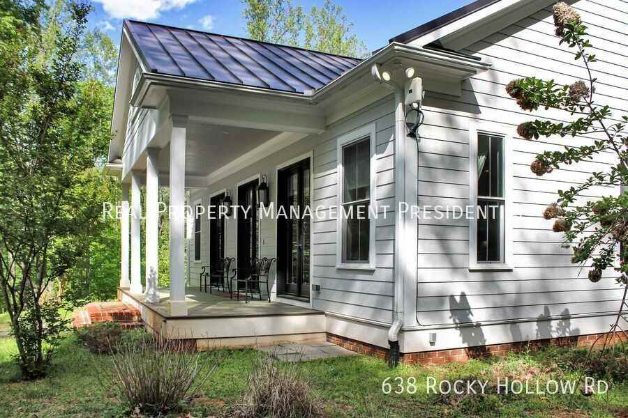 638 Rocky Hollow Rd - Photo 3 of 24