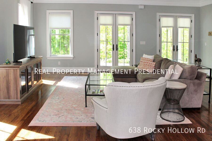 638 Rocky Hollow Rd - Photo 6 of 24