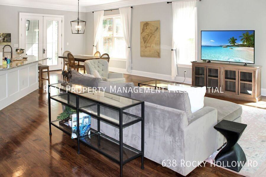 638 Rocky Hollow Rd - Photo 7 of 24