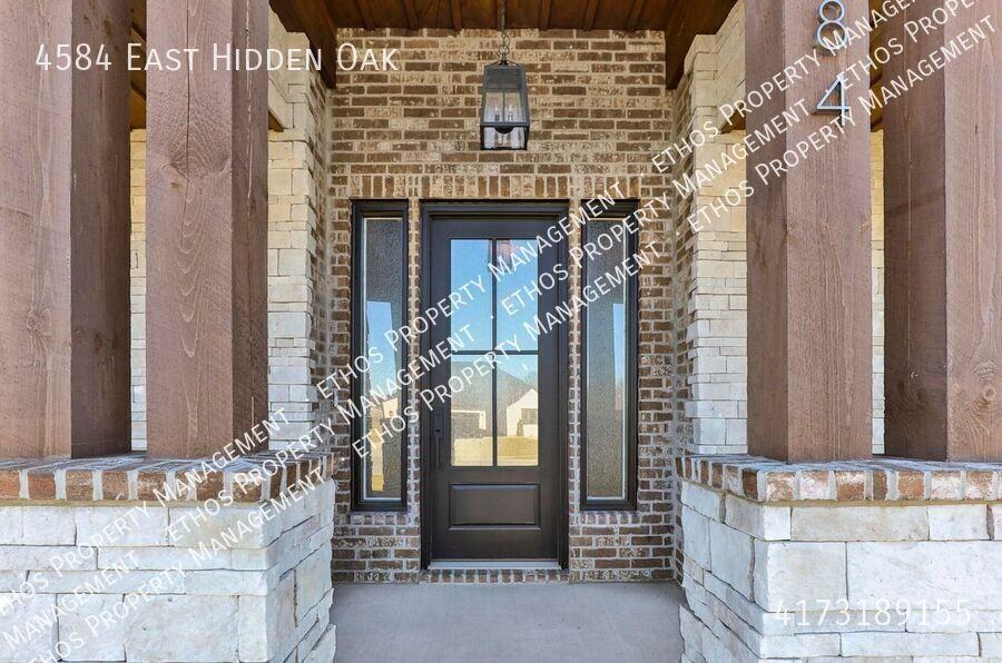 4584 E Hidden Oak St - Photo 2 of 38