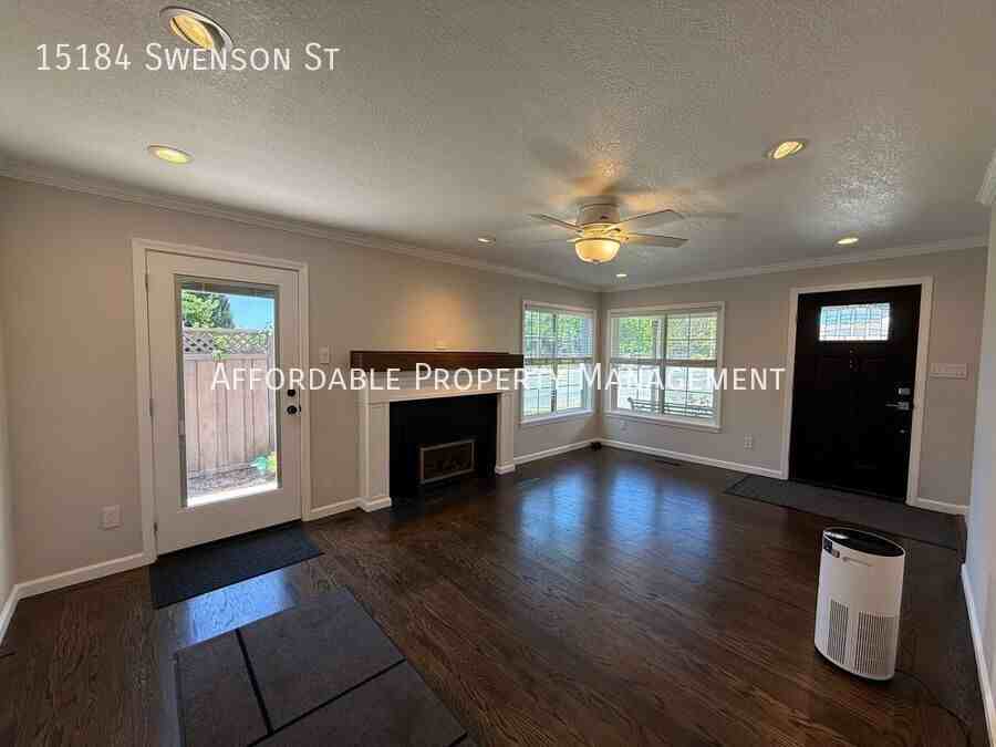15184 Swenson St - Photo 3 of 26