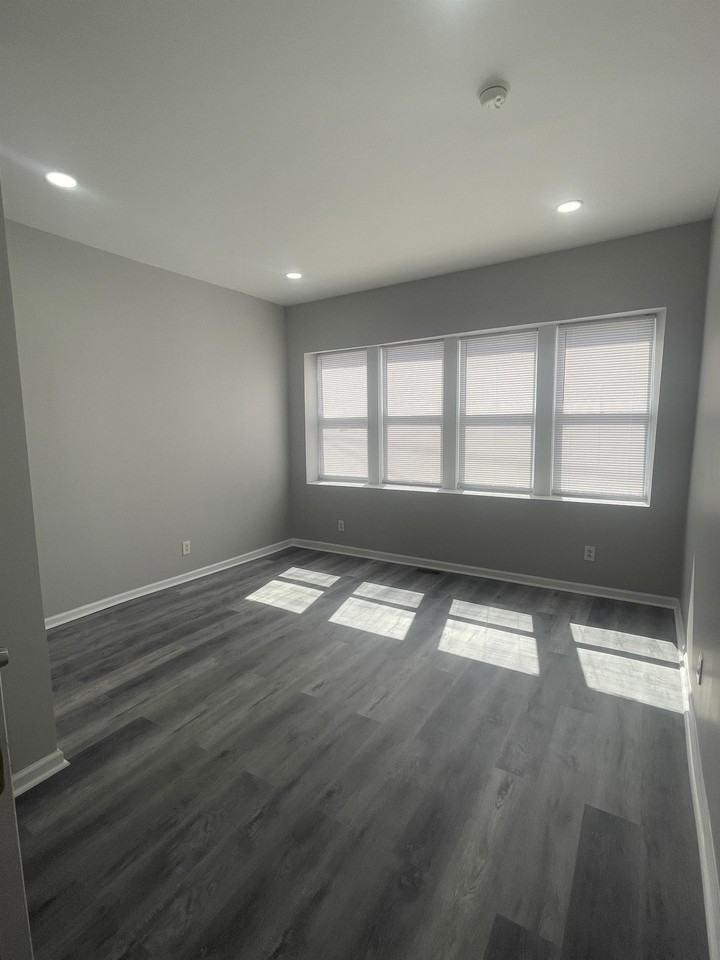 1311 Medary Avenue - Photo 7 of 8