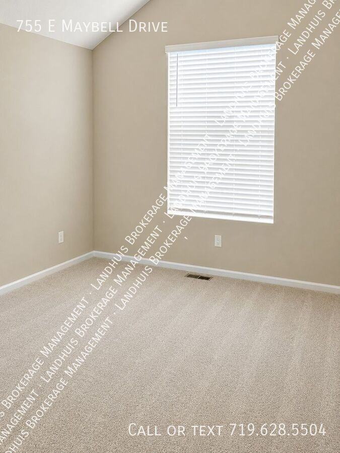 755 E Maybell Dr - Photo 2 of 17