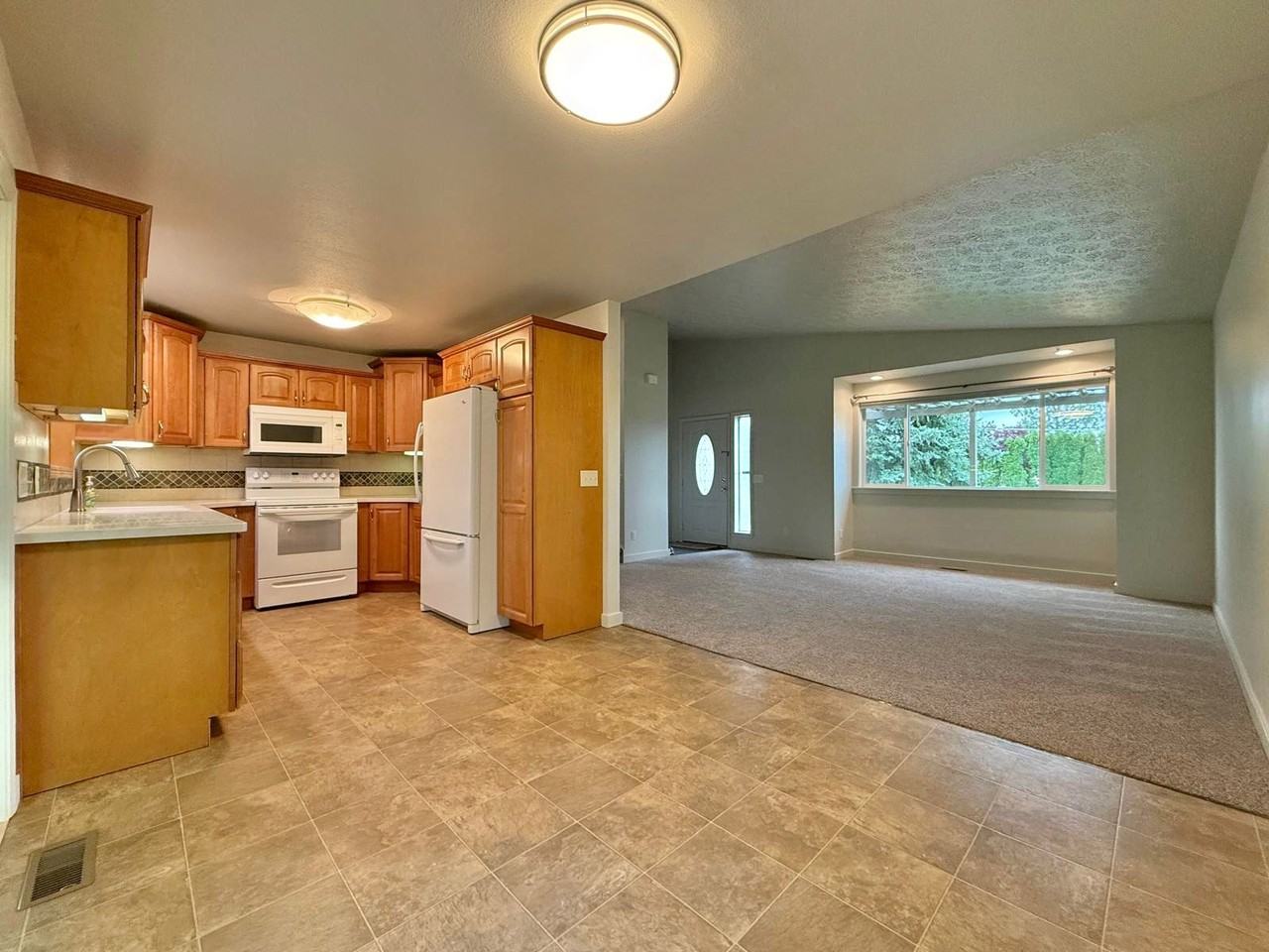 1510 S Progress Rd - Photo 6 of 24